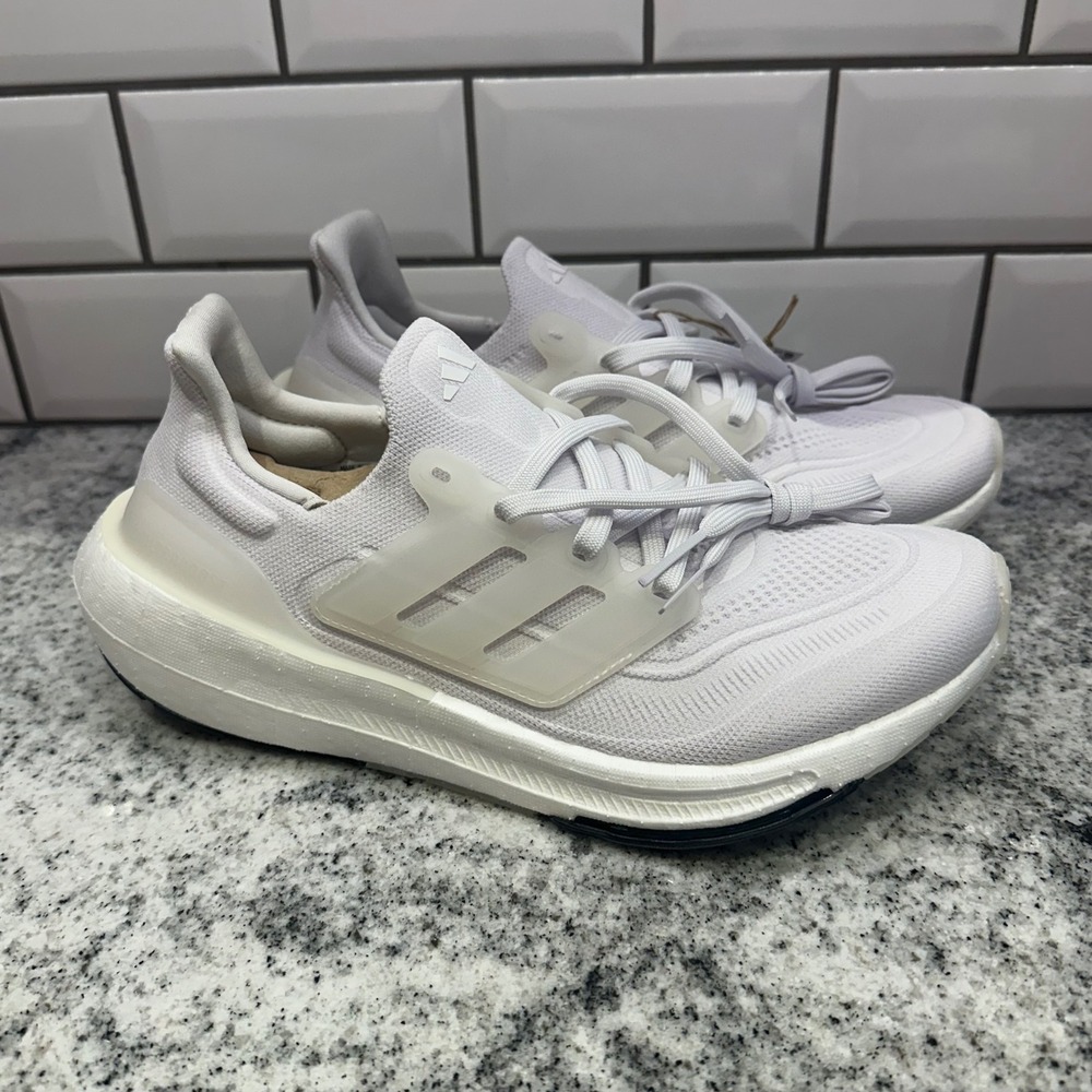 Adidas Ultraboost Light W Womens 8.5 Training Running‎ Shoes White GY9352 NEW